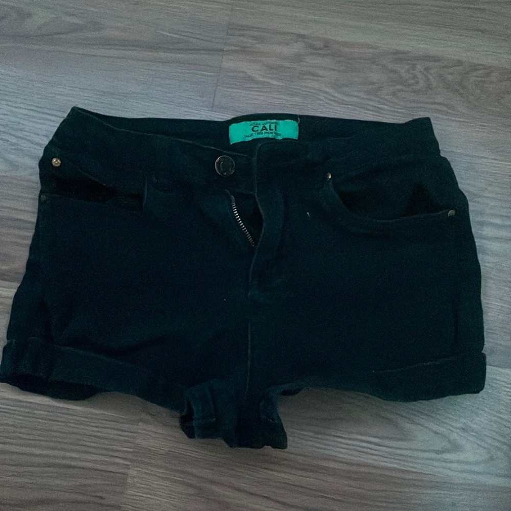 girls black denim shorts